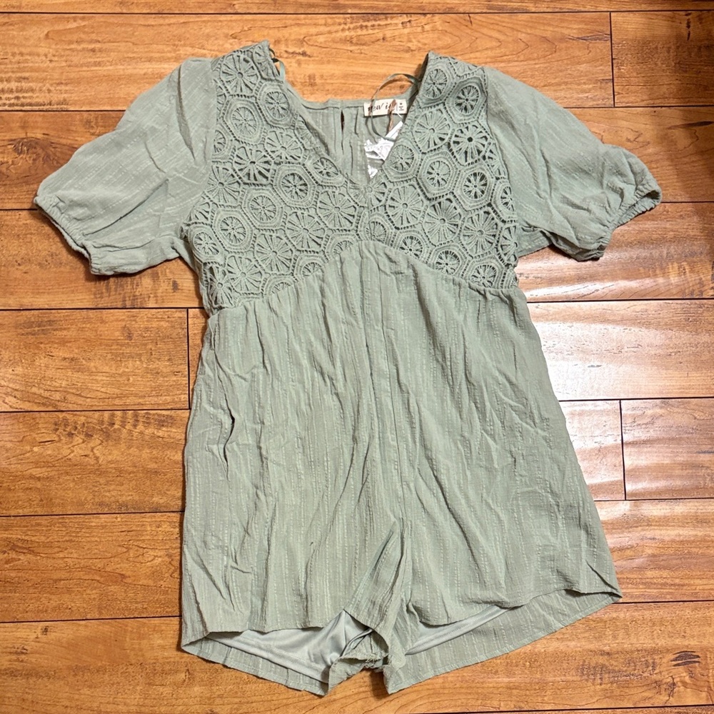 Brand New Chic Sage Women's Romper with Lace Detail